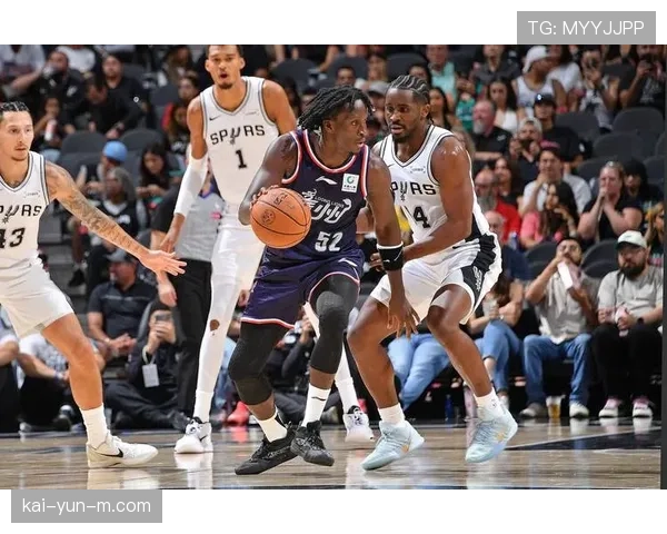 文班亚马盖帽榜持续领跑 马刺内线防守体系逐步成型 文班亚马盖帽榜持续领跑 马刺内线防守体系逐步成型