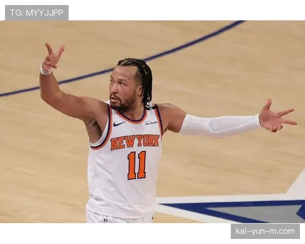 尼克斯布伦森32分高效输出,持球突破与中距离成进攻引擎 尼克斯布伦森32分高效输出,持球突破与中距离成进攻引擎